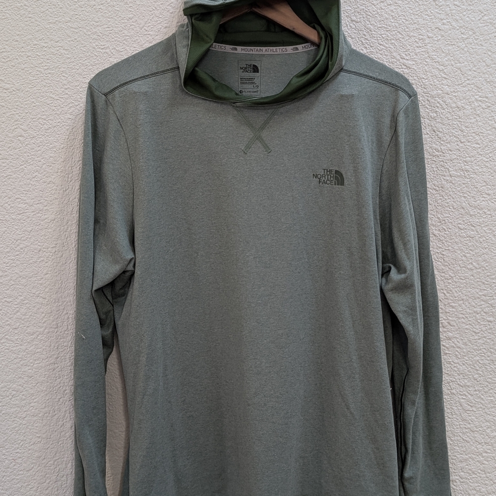 The North Face Men's Green Hoodie Shirt
